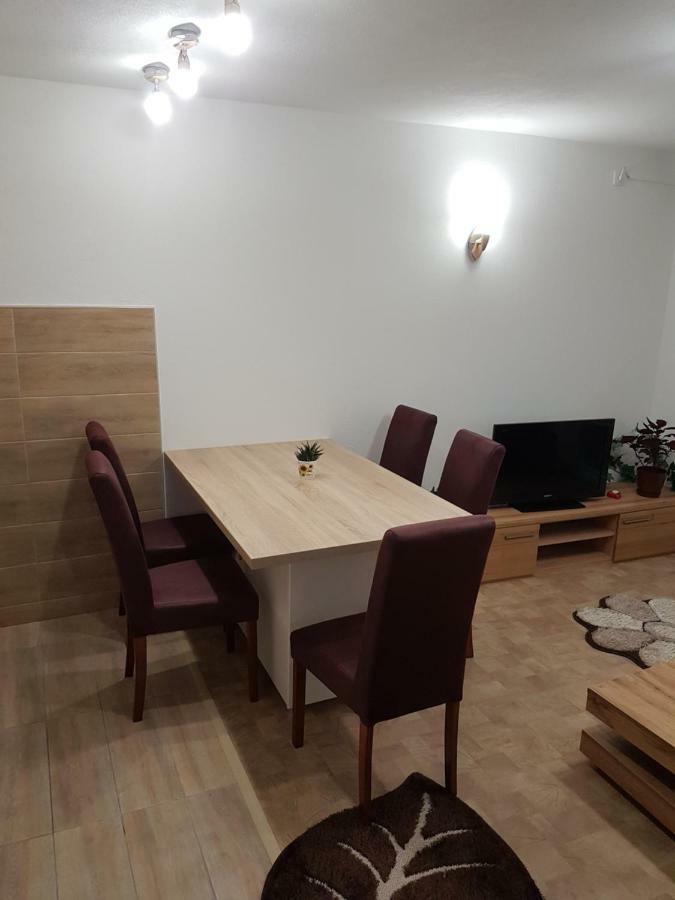 Apartment Centar Lux Banja Luka Exterior foto